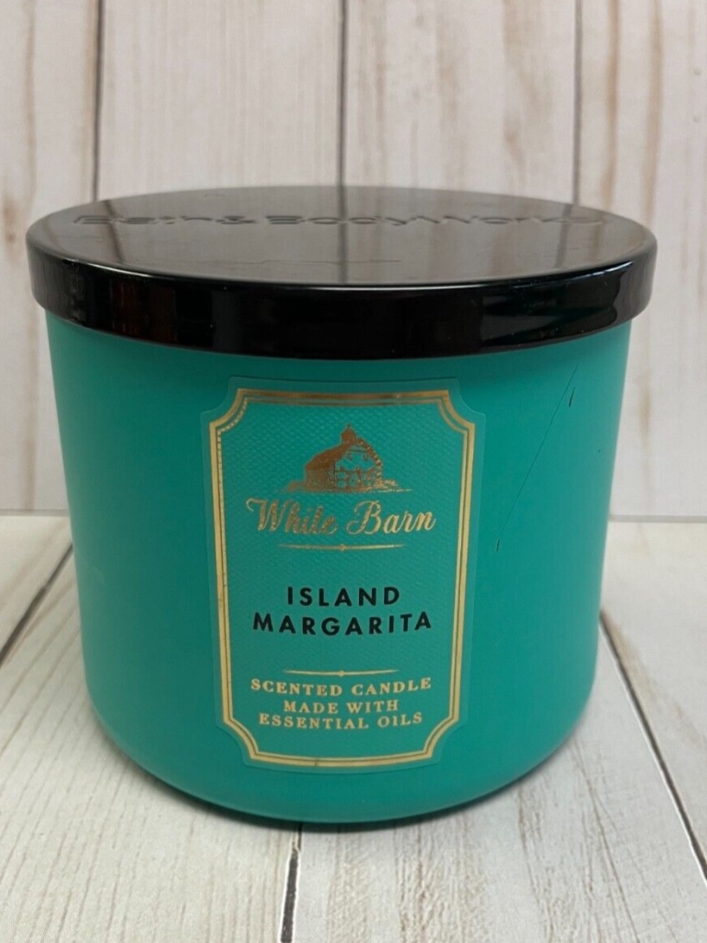 Bath & Body Works Large 3 Wick Jar Candle w/ lid	 Island Margarita Scented NEW